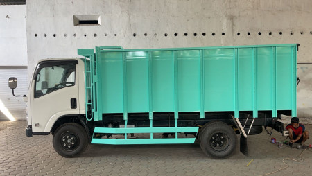  - Penyerahan Unit Isuzu Bali